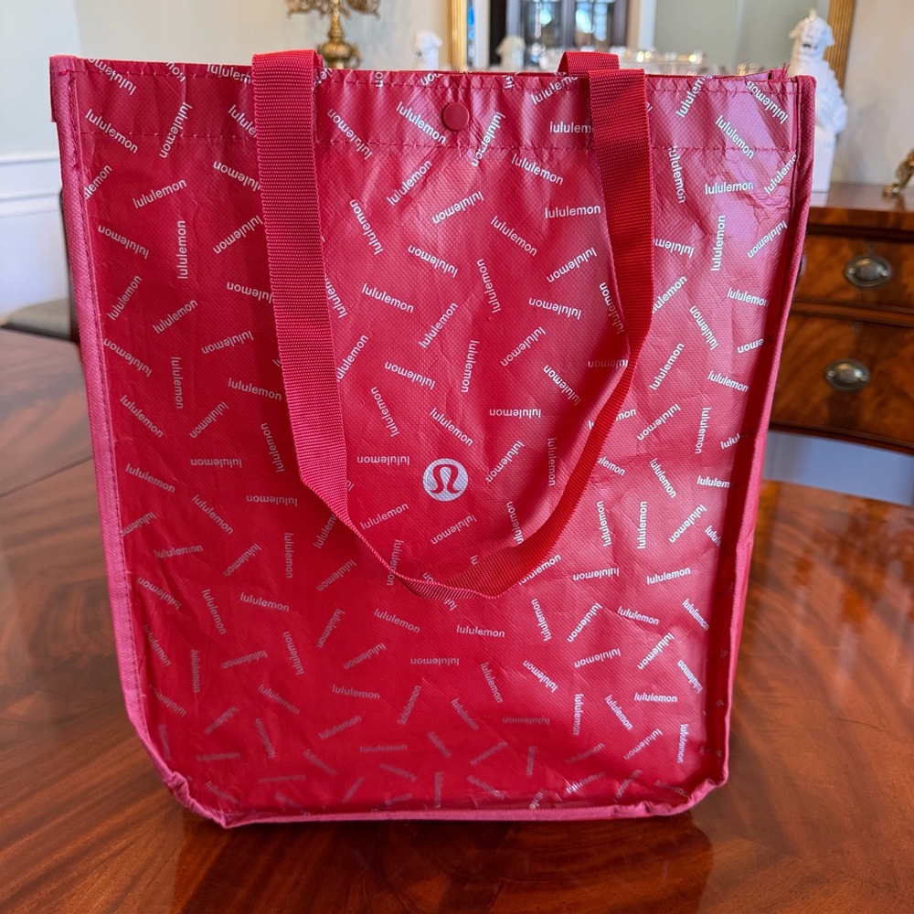 NEW Lululemon Large Reusable Shopper Bag Red Logo Print